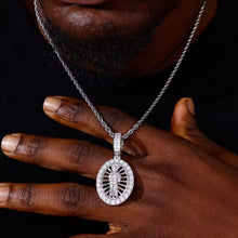 Cargar imagen en el visor de la galería, Dije Medalla San Judas Tadeo Plata Ley 925-Moissanitas