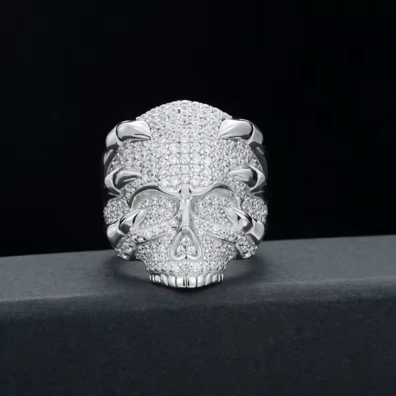 Anillo Calavera Moissanitas-Plata Ley 925