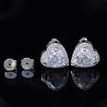 Cargar imagen en el visor de la galería, Aretes Corazón Plata Ley 925-Moissanitas
