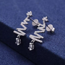 Cargar imagen en el visor de la galería, Aretes Árbol Navidad Plata Ley 925-Moissanitas
