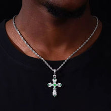 Cargar imagen en el visor de la galería, Dije Cruz Plata Ley 925-Moissanitas

