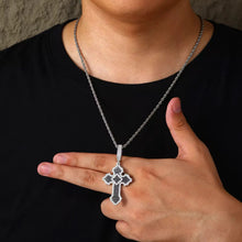 Cargar imagen en el visor de la galería, Dije Cruz Plata Ley 925-Moissanitas
