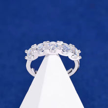 Cargar imagen en el visor de la galería, Anillo Tennis Plata Ley 925-Moissanitas
