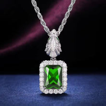 Cargar imagen en el visor de la galería, Dije Dragon Cristal Plata Ley 925-Moissanitas
