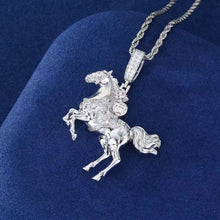 Cargar imagen en el visor de la galería, Dije caballo Plata Ley 925-Moissanitas
