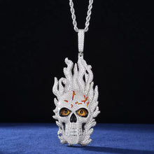 Cargar imagen en el visor de la galería, Dije Calavera Plata Ley 925-Moissanitas
