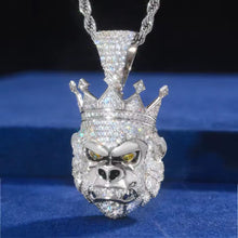 Cargar imagen en el visor de la galería, Dije Rey Gorila Plata Ley 925-Moissanitas
