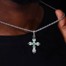 Cargar imagen en el visor de la galería, Dije Cruz Plata Ley 925-Moissanitas
