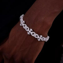 Cargar imagen en el visor de la galería, Pulsera Cubana Infinitos Cruz Plata Ley 925-Moissanitas
