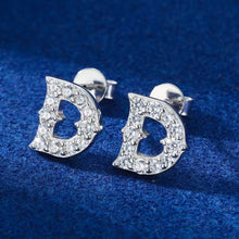 Cargar imagen en el visor de la galería, Aretes Letra D Plata Ley 925-Moissanitas
