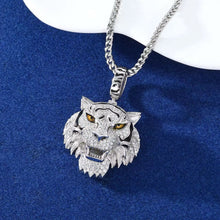 Cargar imagen en el visor de la galería, Dije tigre Moissanitas-Plata Ley 925
