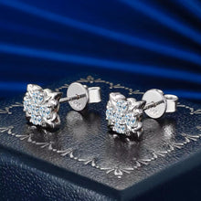 Cargar imagen en el visor de la galería, Aretes Moissanitas-Plata Ley 925
